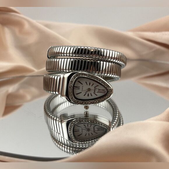 Silver Serpenti-Inspired Wrap Watch – Elegant and Timeless - Picture 3 of 6